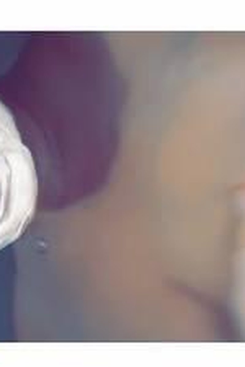Pregnant - Screenshot 1 of 4 - Mask