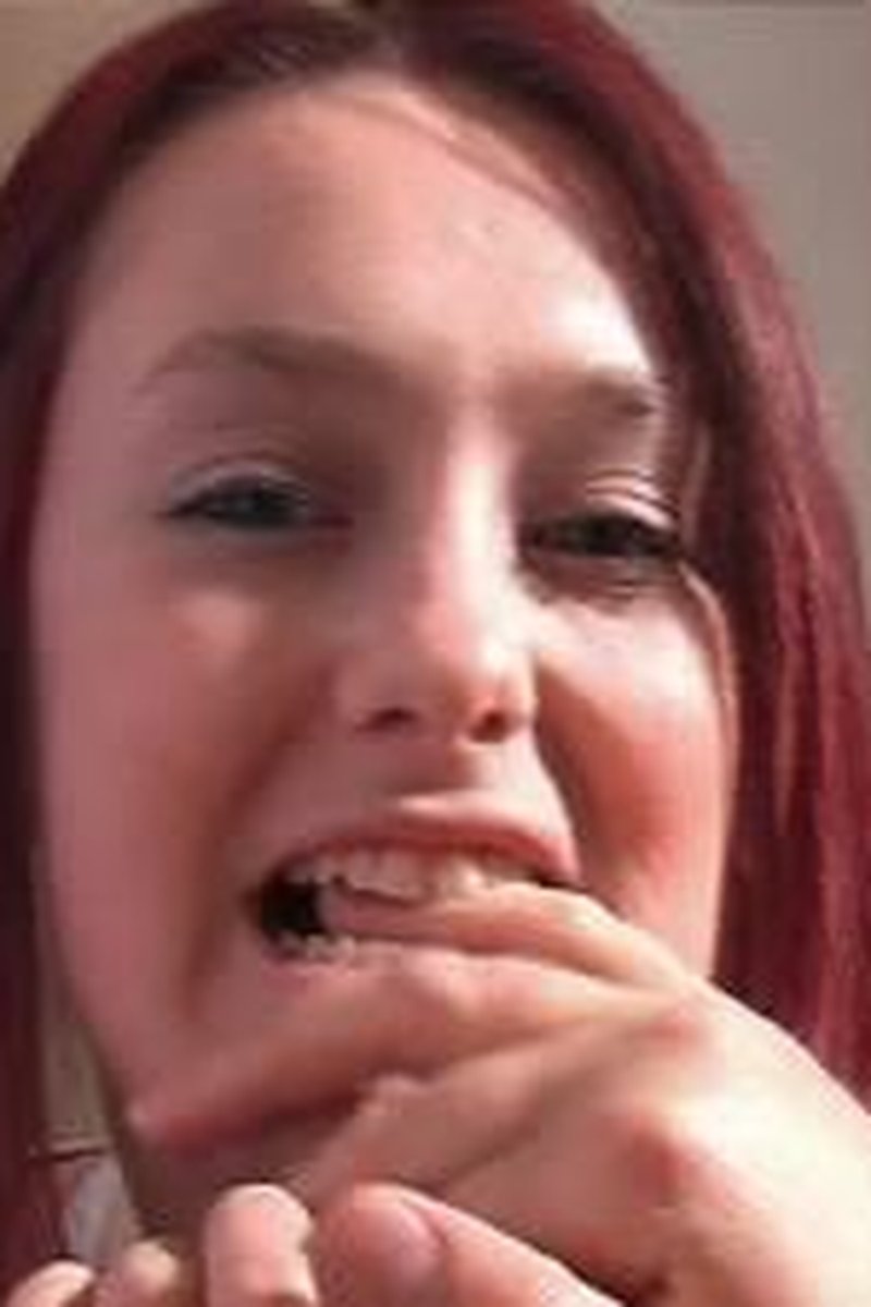 Extreme Biting - Screenshot 1 of 4 - Chewing