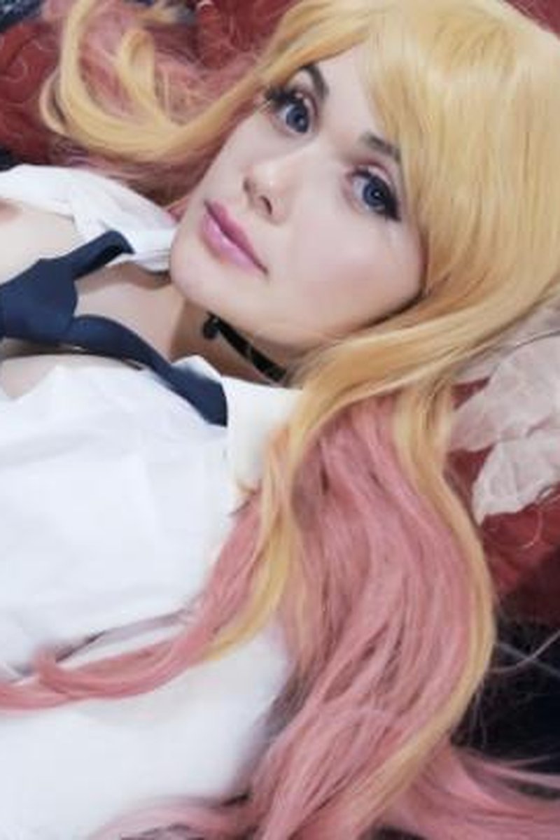 Marin Kitagawa 3 - Cosplayer Girlfriend - Screenshot 1 of 4 - Blowjob