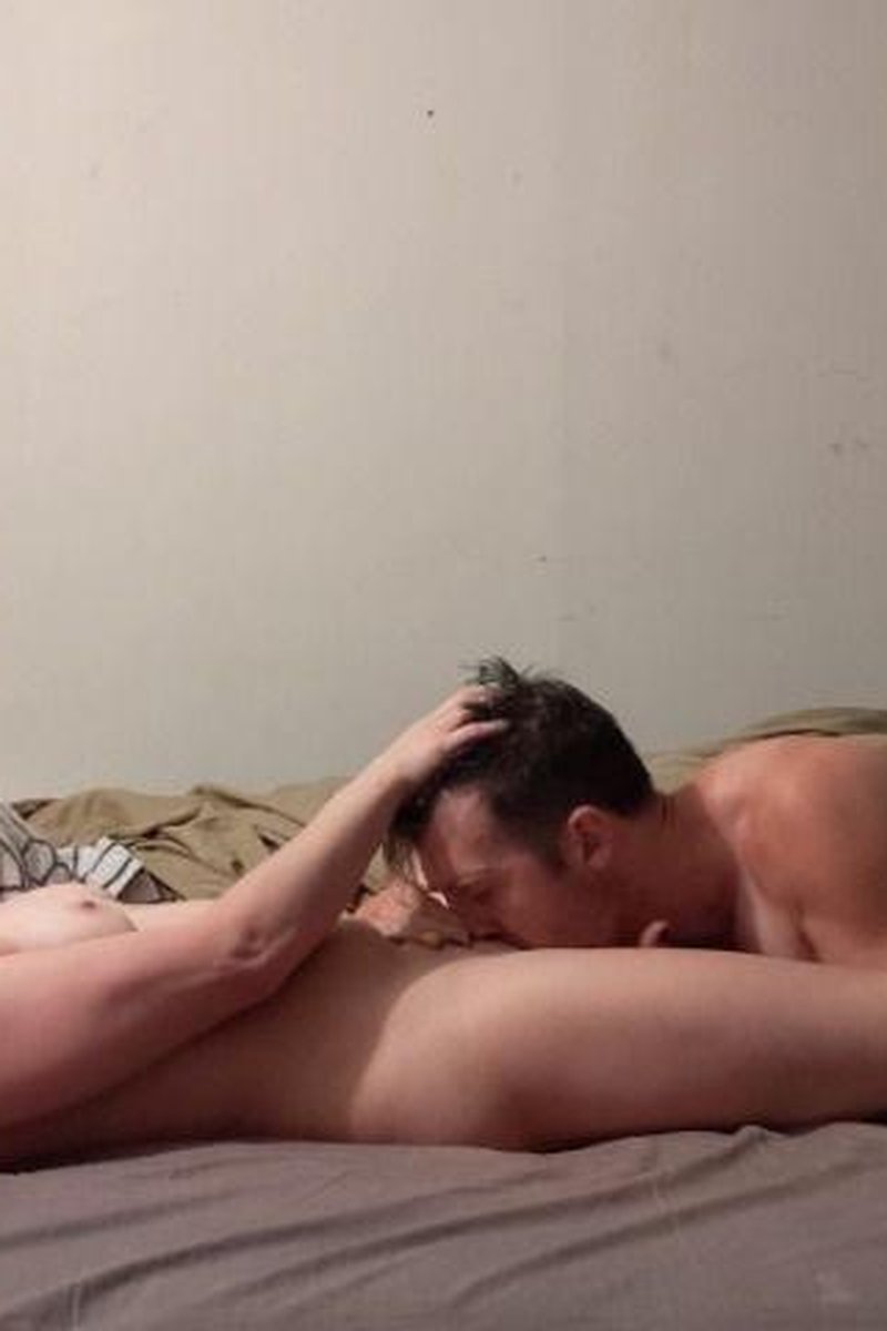 Devouring Her - Screenshot 1 of 4 - Fingering