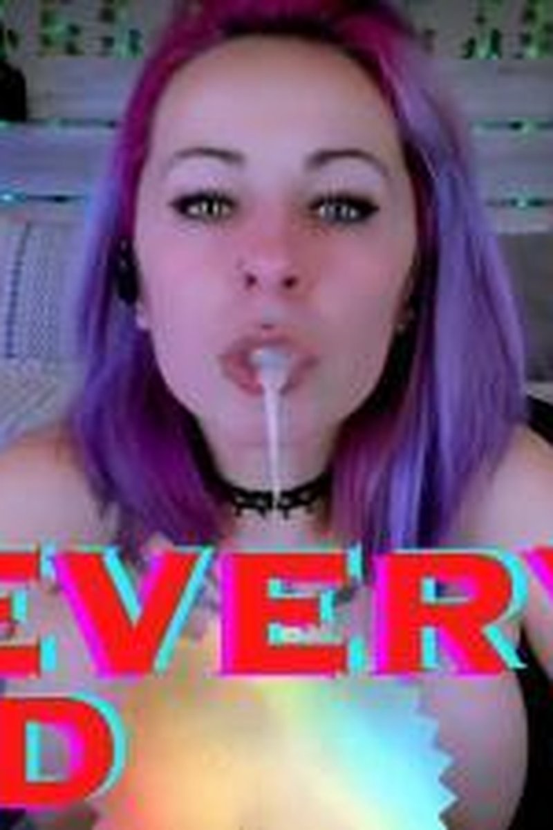 Every Drop - Screenshot 1 of 4 - Blowjob