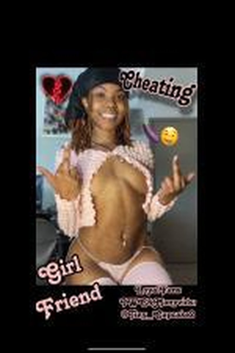 Cheating Girlfriend - Screenshot 1 of 4 - Ass Fetish