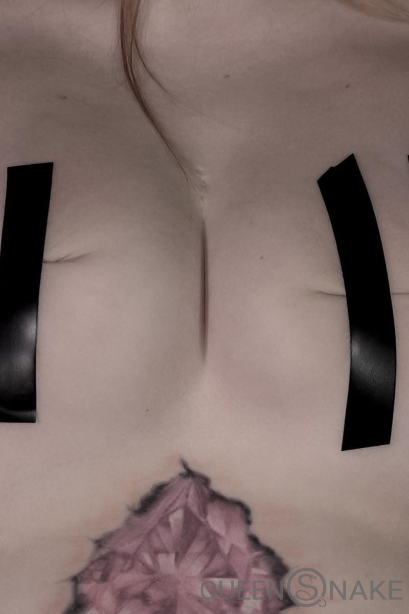 Sealed - Ruby - Screenshot 1 of 4 - Femdom