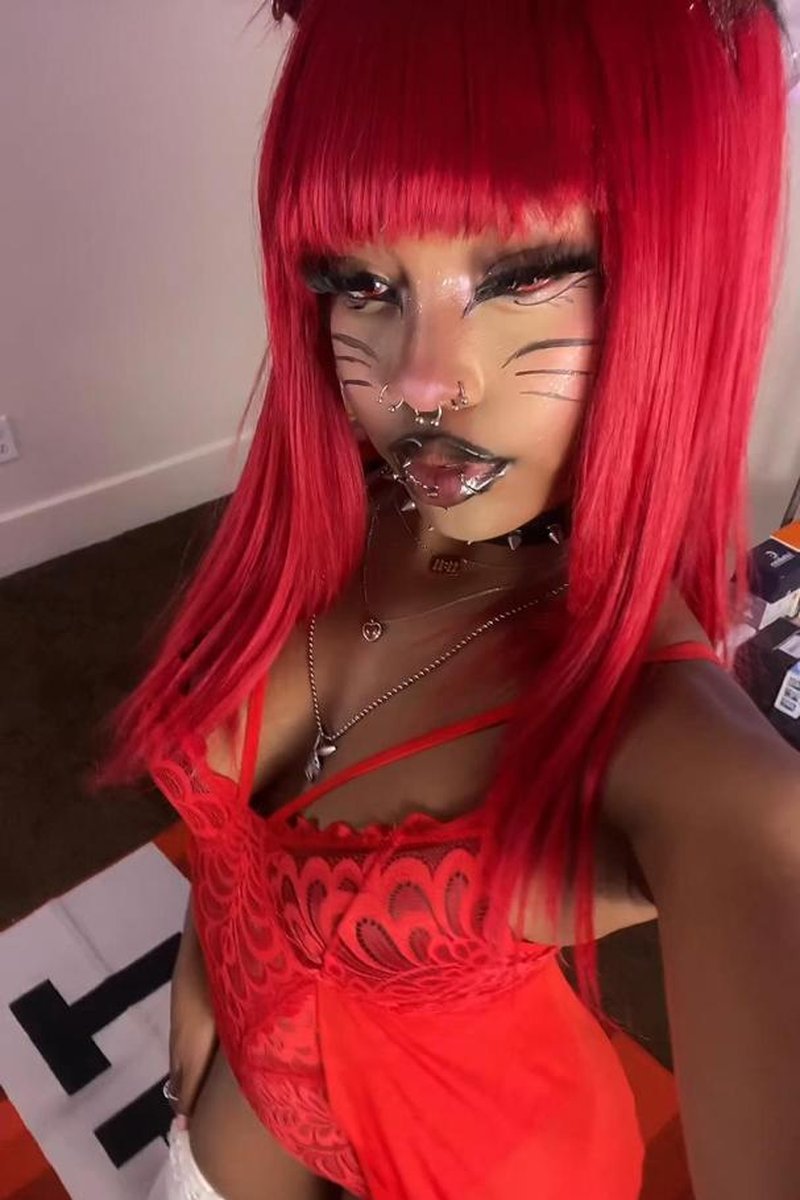 Your Scary Kitty - Screenshot 1 of 4 - Furry