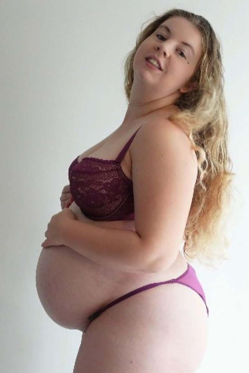32 Week Bump Update - Screenshot 1 of 4 - Belly Fetish