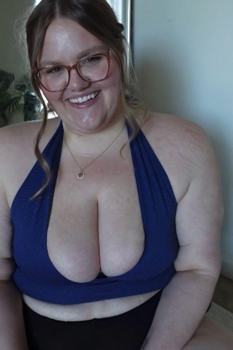 Cheating On Your Wife With BBW Custom - Screenshot 1 of 4 - BBW