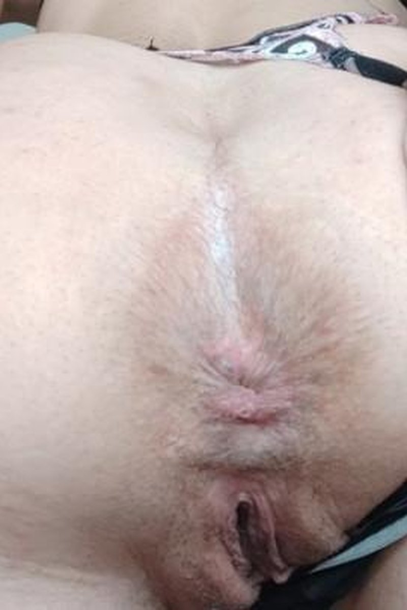 Step-Sister Farting Humillation Custom Vid - Screenshot 1 of 4 - Farting