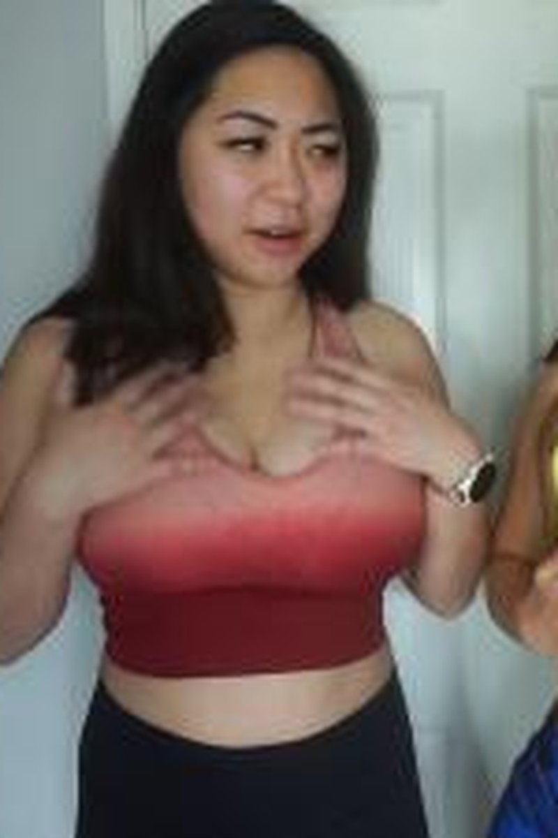 Belly Fetish - Screenshot 1 of 4 - Asian