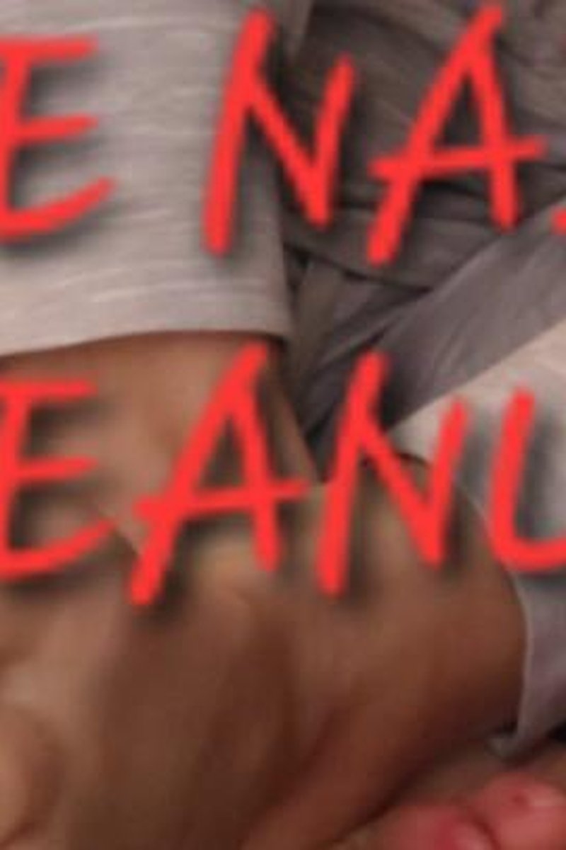 Toe Nails Cleanup - Screenshot 1 of 4 - Foot Fetish