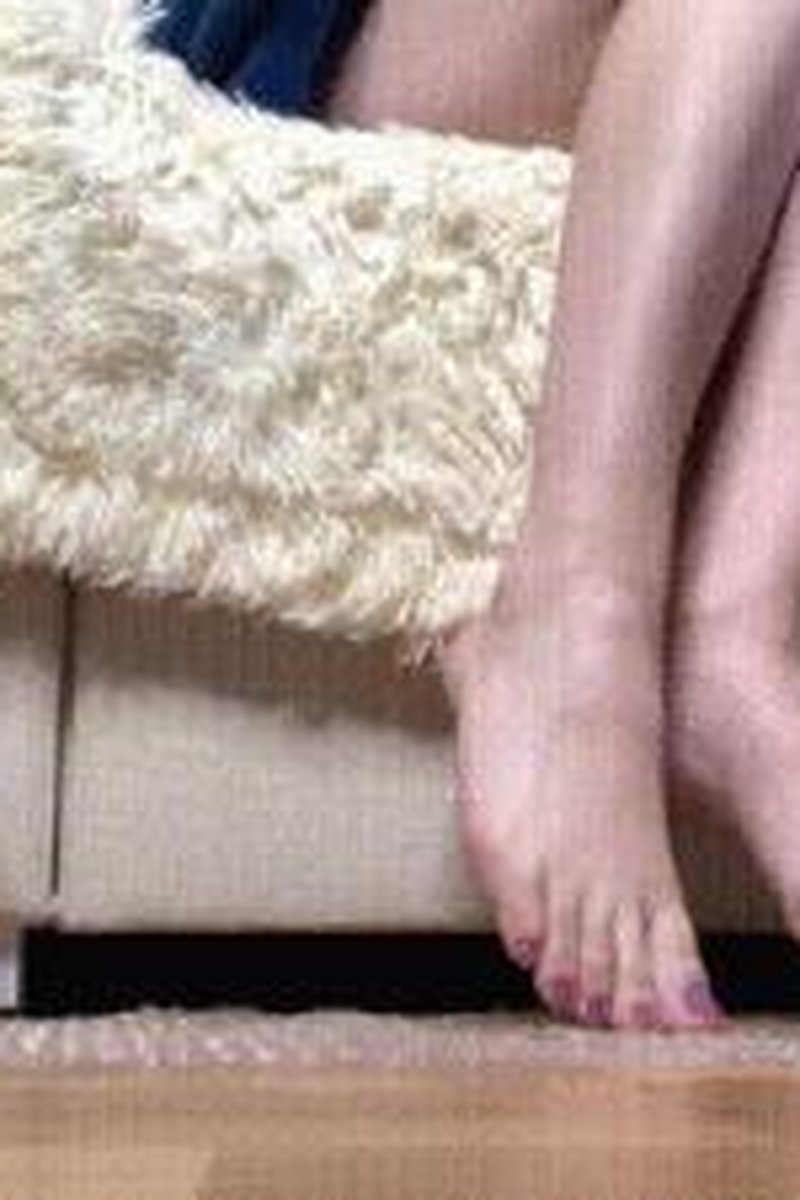 Trample Bubble Wrap! - Screenshot 1 of 4 - Foot Fetish