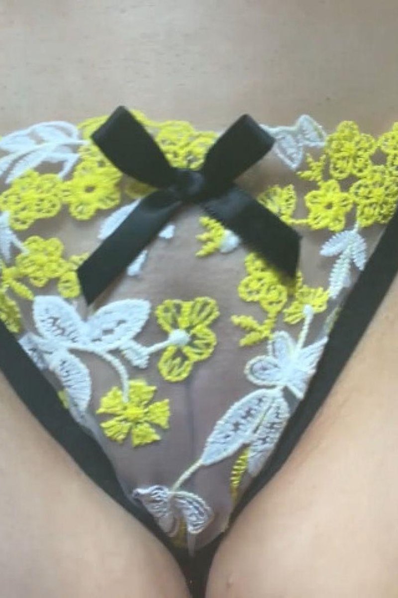 Relentless Tease - Screenshot 1 of 4 - Camel Toe