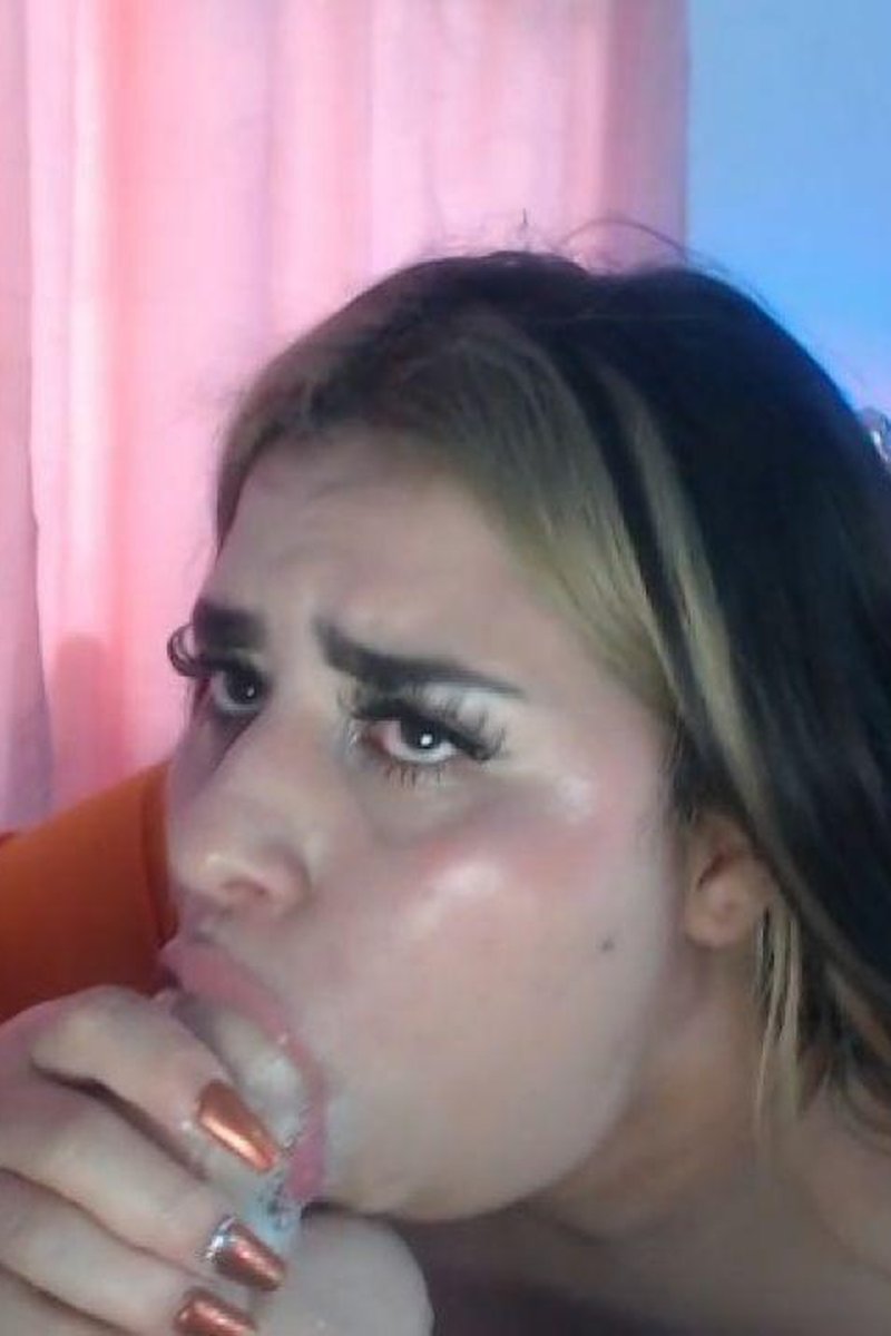 Deepthroat - Screenshot 1 of 4 - Blowjob