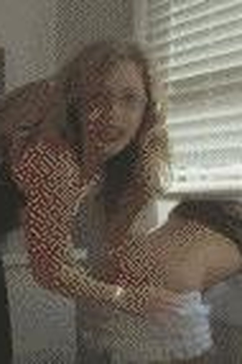 Pervert Slut Gets Spanked - Screenshot 1 of 4 - Humiliation