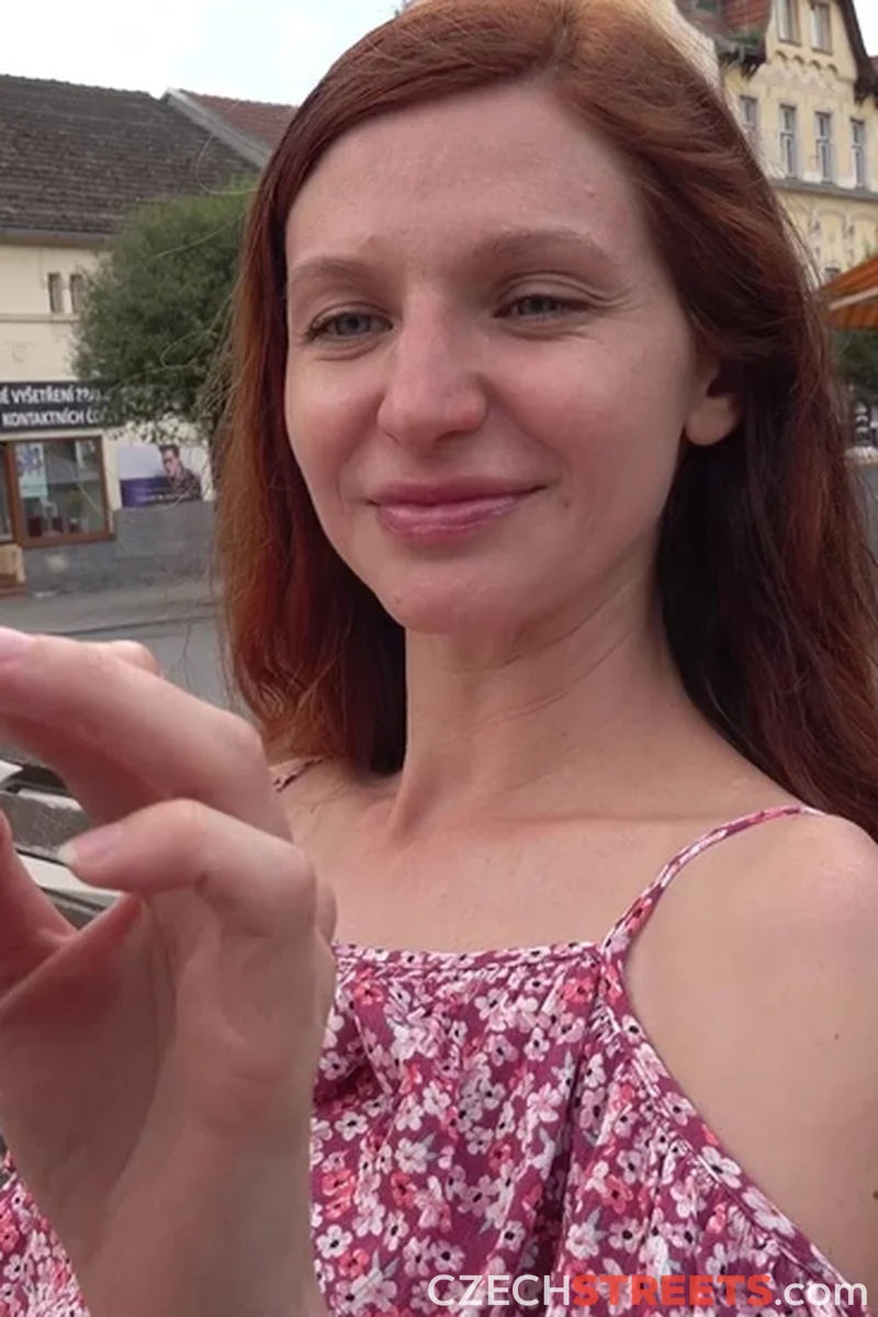 Public Orgasm - Screenshot 1 of 4 - Deepthroat