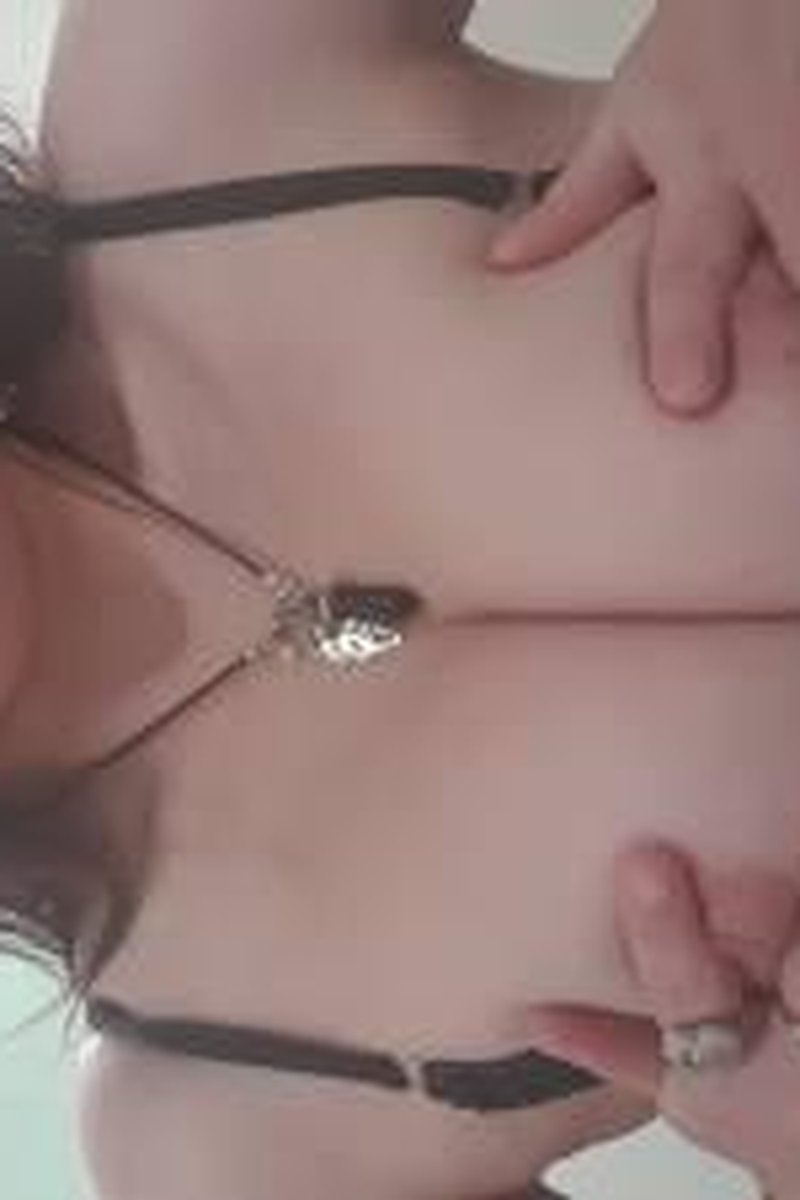 Juicy Tits - Screenshot 1 of 4 - Medium Tits