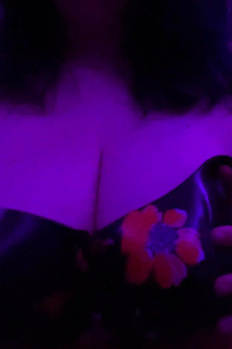 Stroke For Me - Screenshot 1 of 4 - Masturbation