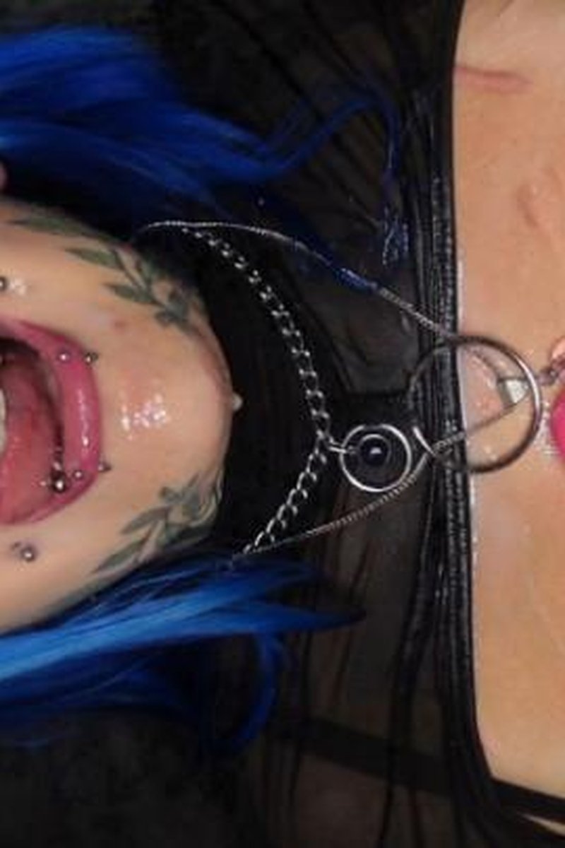 Fantasy Facials - Screenshot 1 of 4 - Blowjob