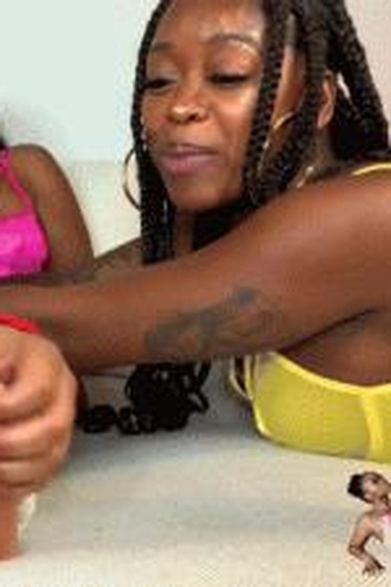 Ebony Tickle Compilation - Screenshot 1 of 4 - Tickling