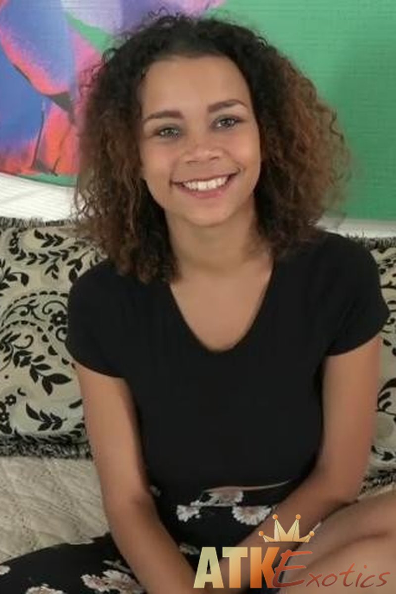 Raven Redmond - Interview - Screenshot 1 of 4 - Hairless Pussy