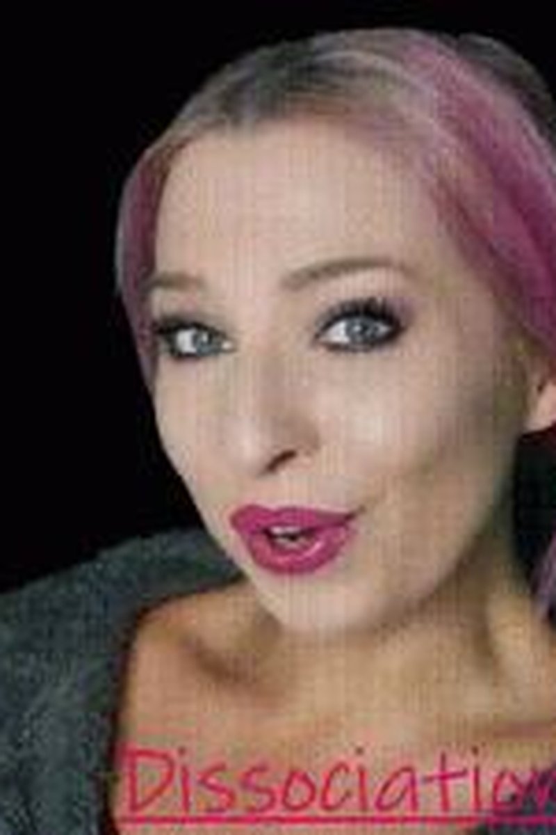 Dissociation - Screenshot 1 of 4 - Bitch