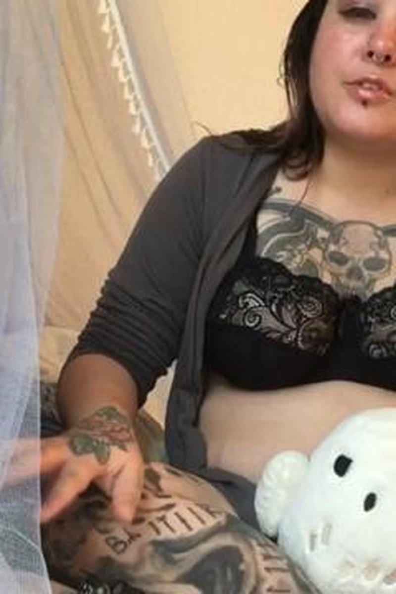 Good Pet - Screenshot 1 of 4 - BBW
