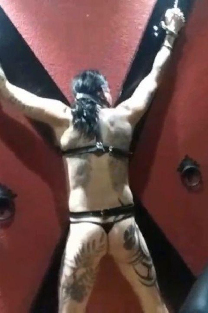 BDSM Session - Screenshot 1 of 4 - Amateur