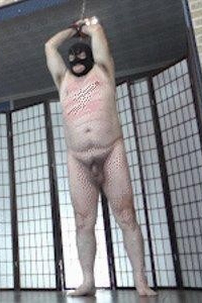 (Full HD) Big Red Marks - Screenshot 1 of 4 - Femdom
