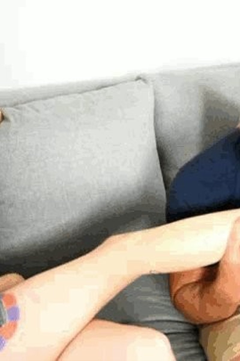 Worshiping Goddess Valora's Feet! ( ) - Screenshot 1 of 4 - Arch Licking