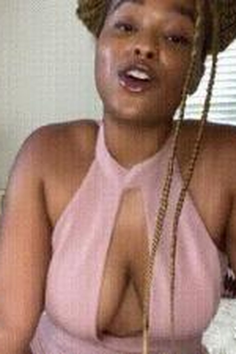 You're Infatuated With My Glorious Armpit Stubble - Screenshot 1 of 4 - Armpit Fetish