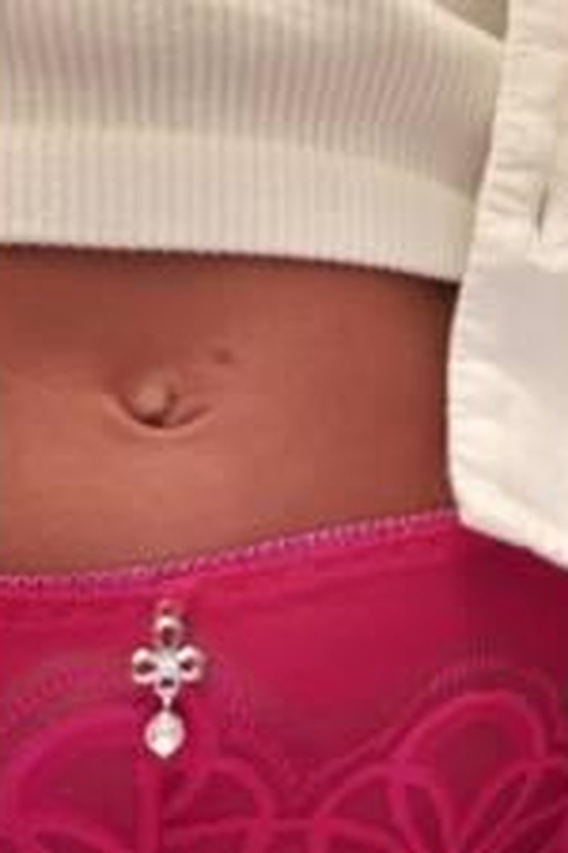 Flat Belly - Screenshot 1 of 4 - Abs Fetish