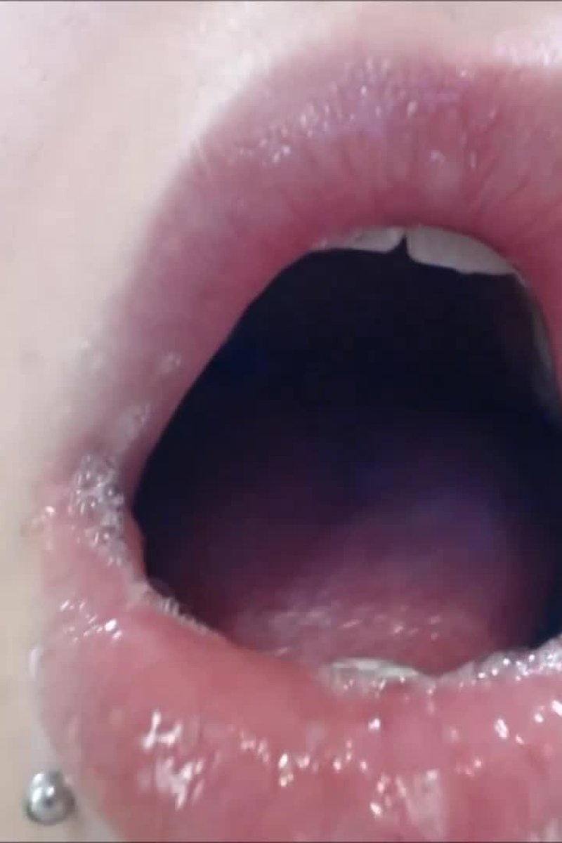 Blowing Spit Bubbles - Screenshot 1 of 4 - Fetish