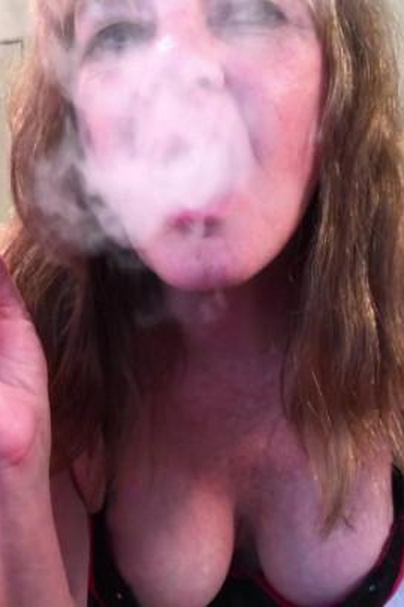 Smoke Break Time - Screenshot 1 of 4 - Amateur