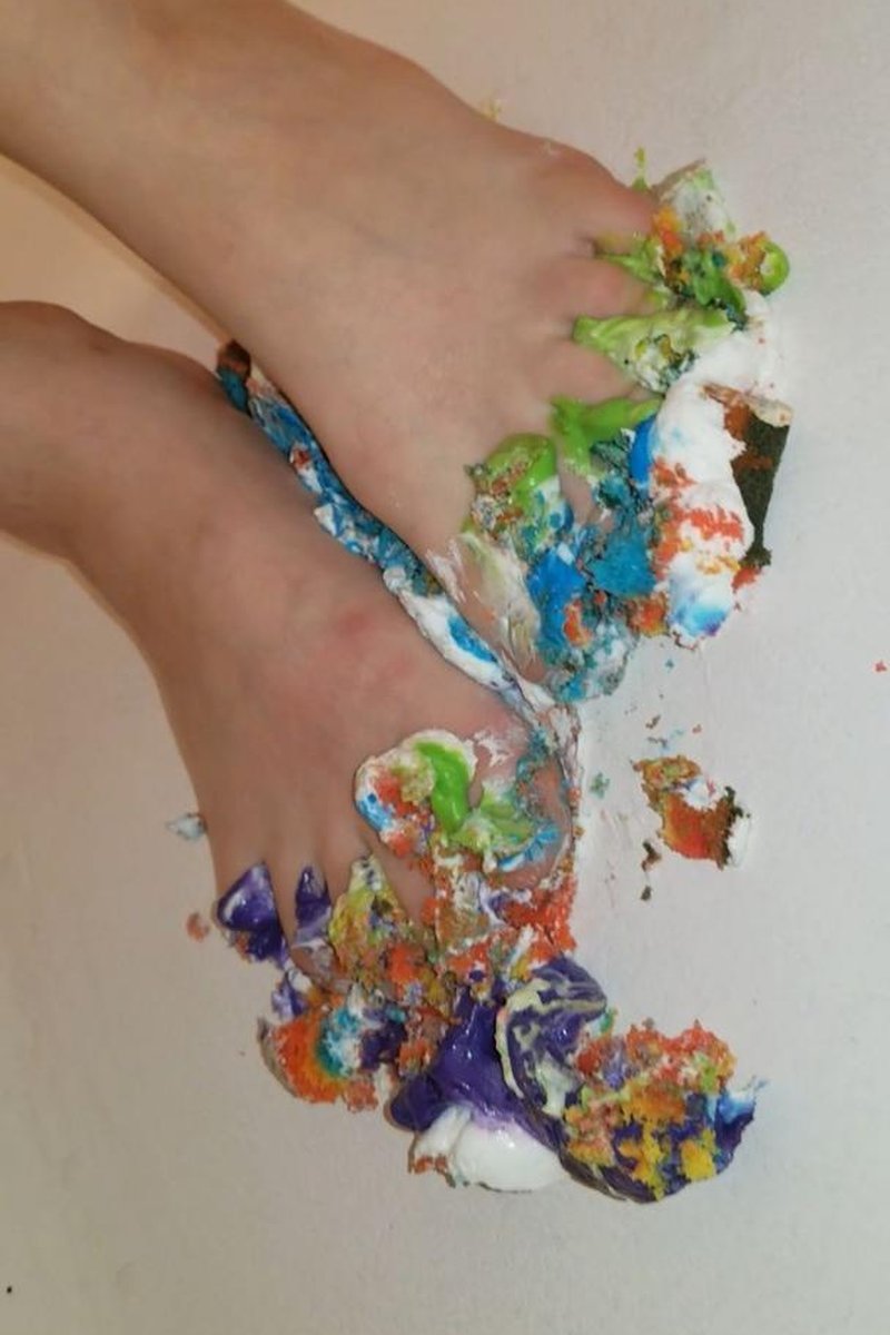 Foot Sploshing - Screenshot 1 of 4 - Food