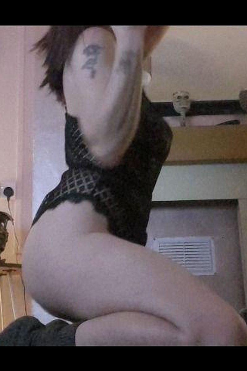 Tease - Screenshot 1 of 4 - Booty Poppin