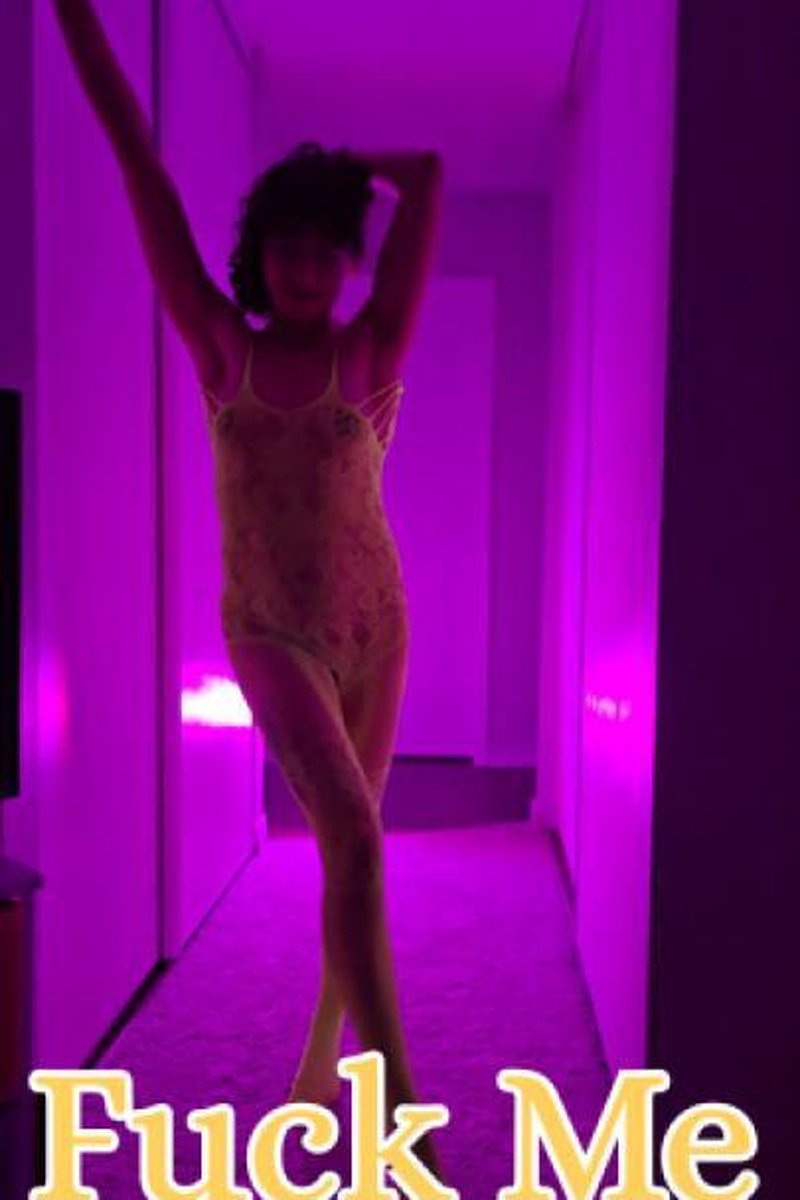 Seduction - Screenshot 1 of 4 - Babes