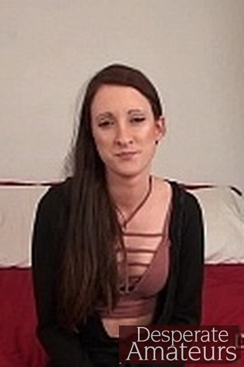 Makayla - Screenshot 1 of 4 - Condom