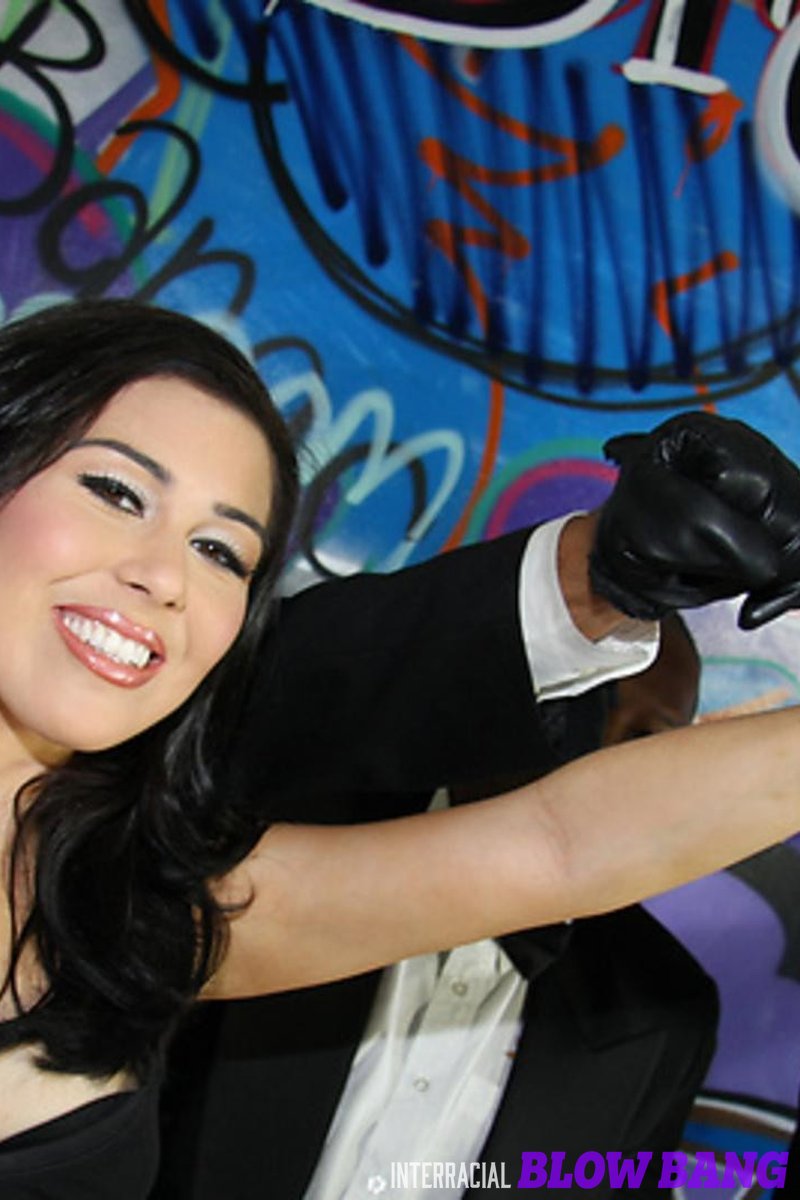 Ashley Blue - Screenshot 1 of 4 - Big Dick