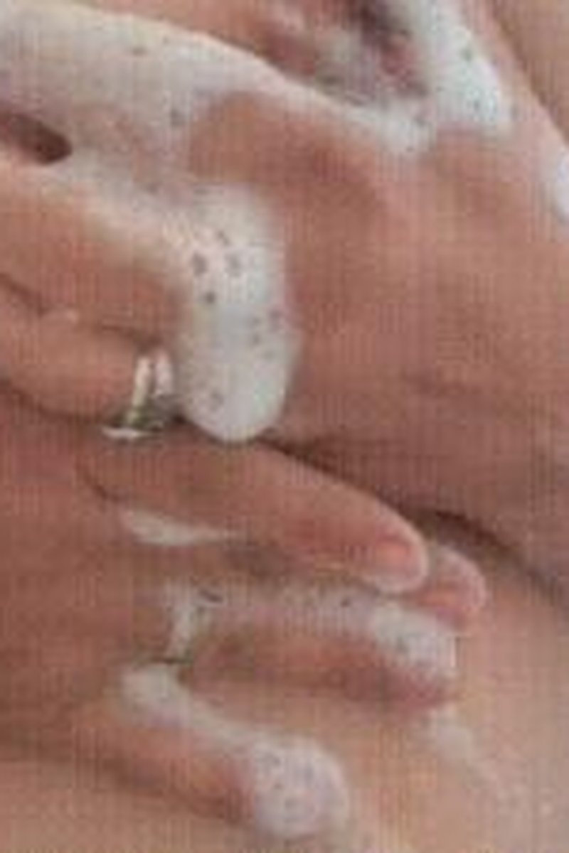 Soapy Tits - Screenshot 1 of 4 - Curvy-curvy Goddess