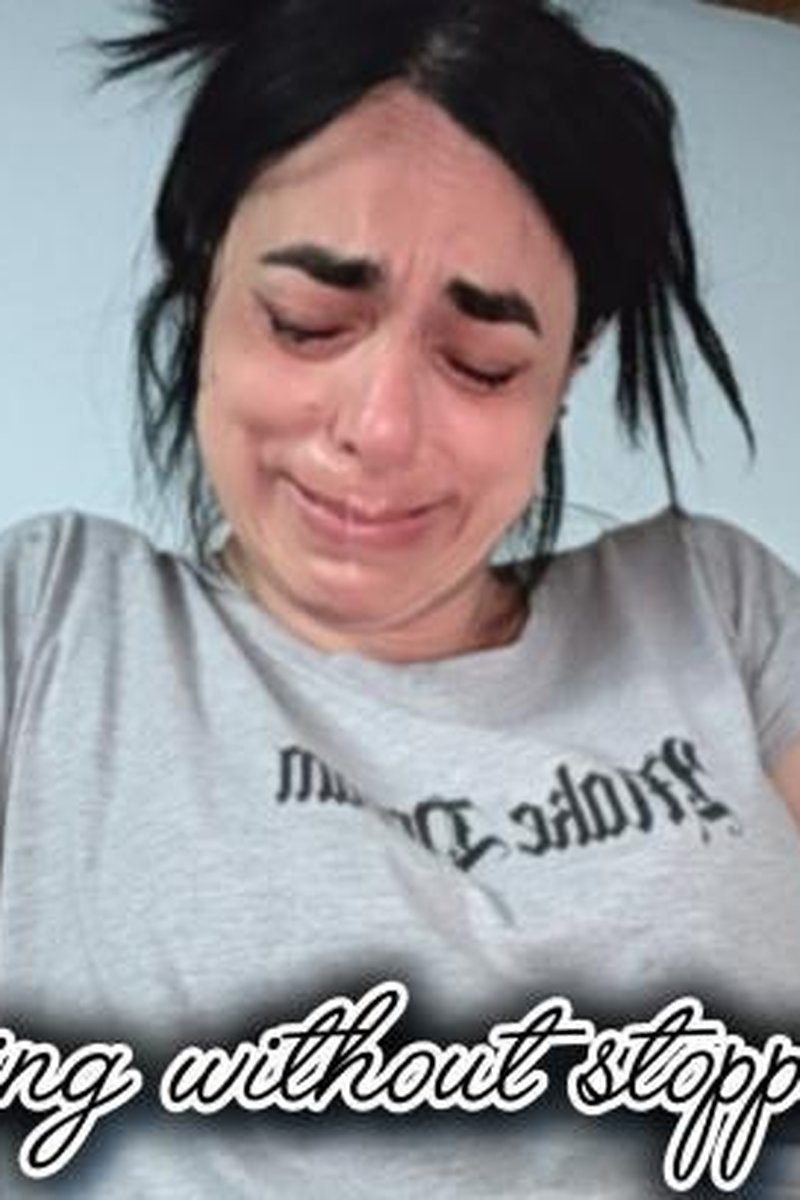 Crying Naturally - Screenshot 1 of 4 - Crying
