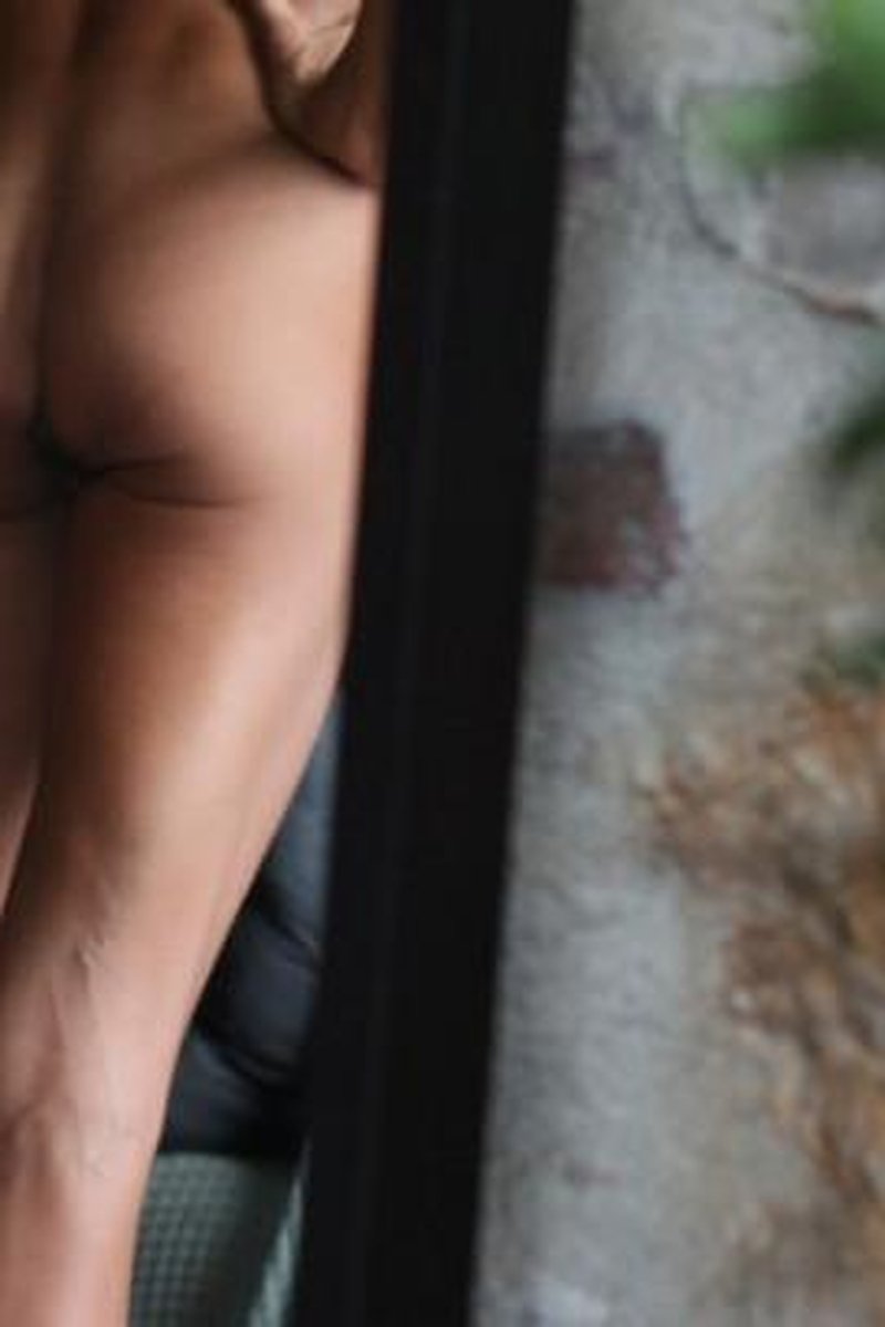 Reflections - Screenshot 1 of 4 - Blowjob