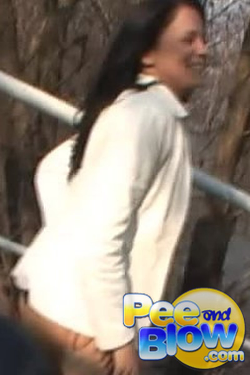 Watersports - Screenshot 1 of 4 - Brown Hair