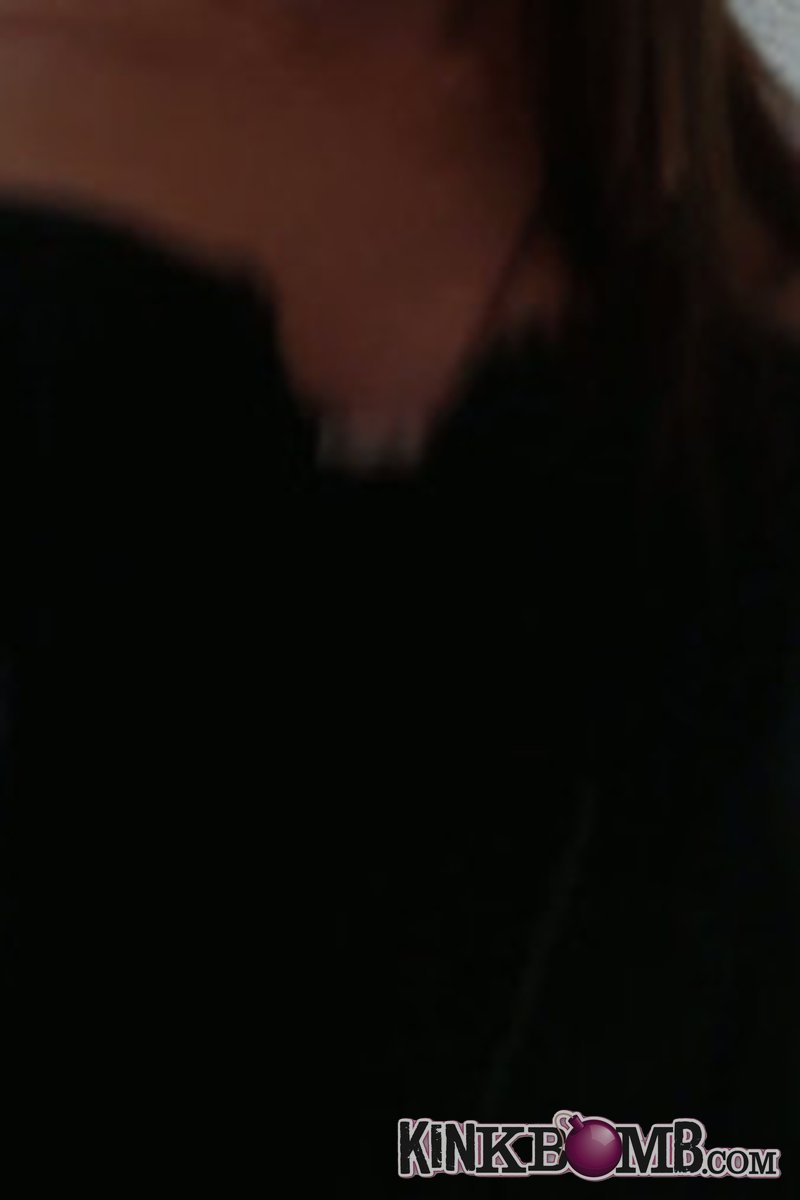 Sexylemon: POV Human Ashtray Smoking - Screenshot 1 of 4 - Fishnet