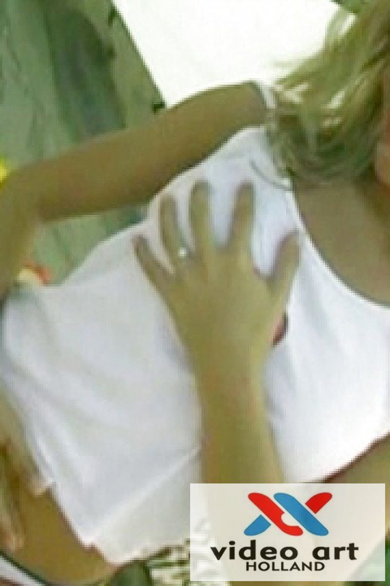 Sandra Kalerman Is a Super Slutty Woman - Screenshot 1 of 4 - Blond Hair