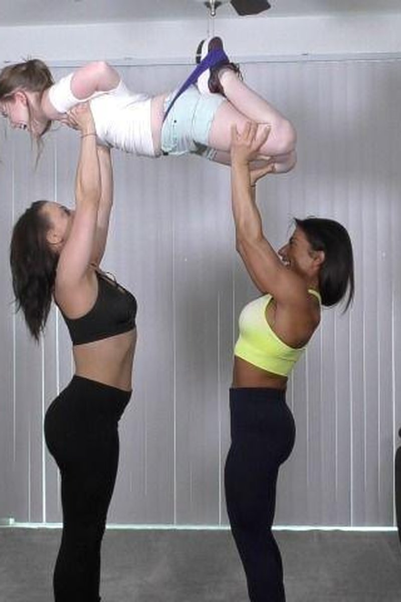 Unique Workout - Screenshot 1 of 4 - Humiliation