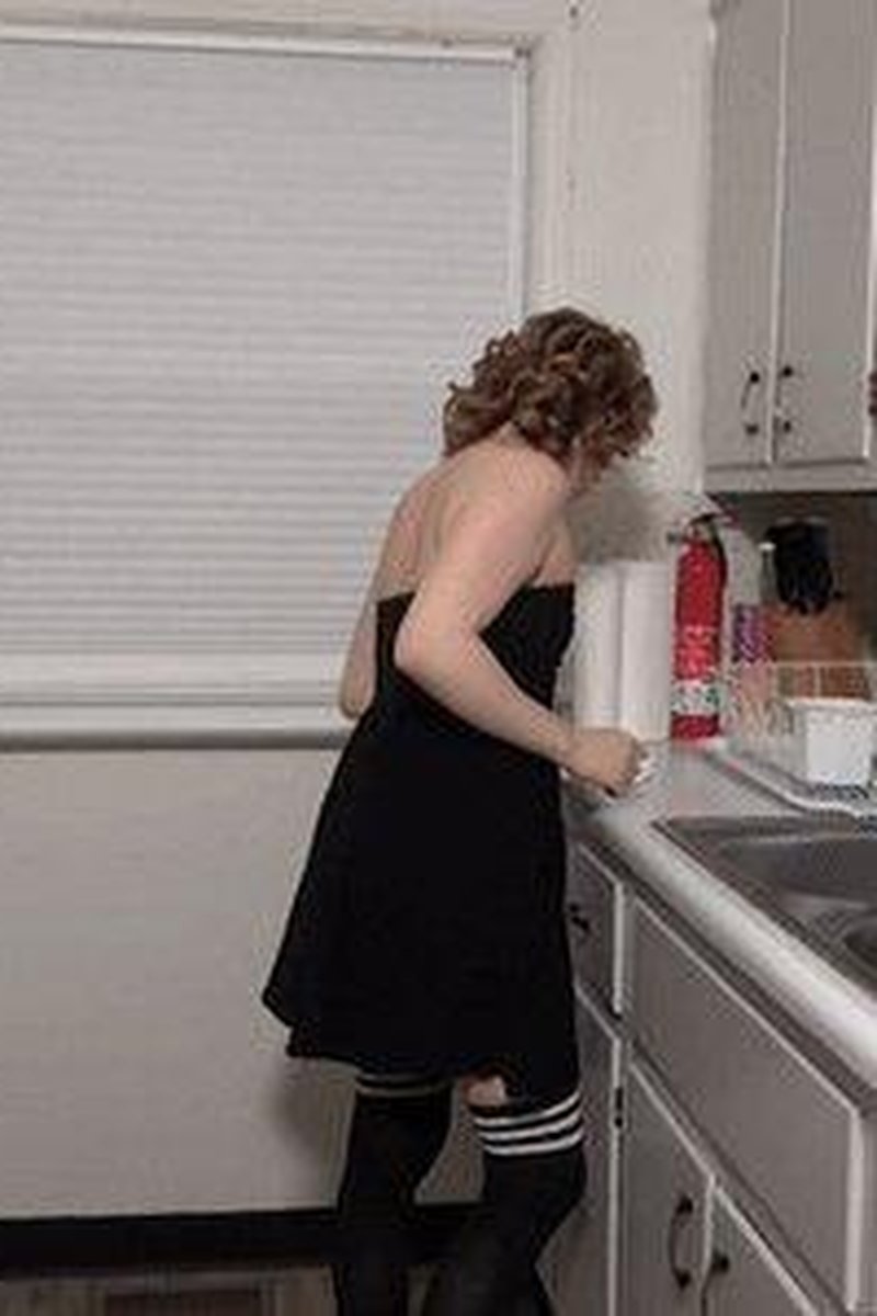 Emma Ray - Kitchen Capture - Screenshot 1 of 4 - Bondage