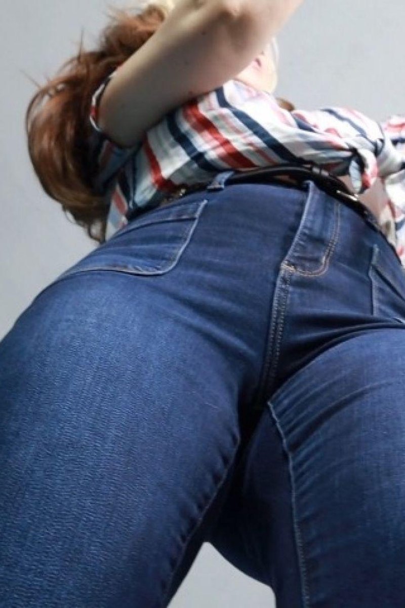 Giantess Preview - Screenshot 1 of 4 - Fetish