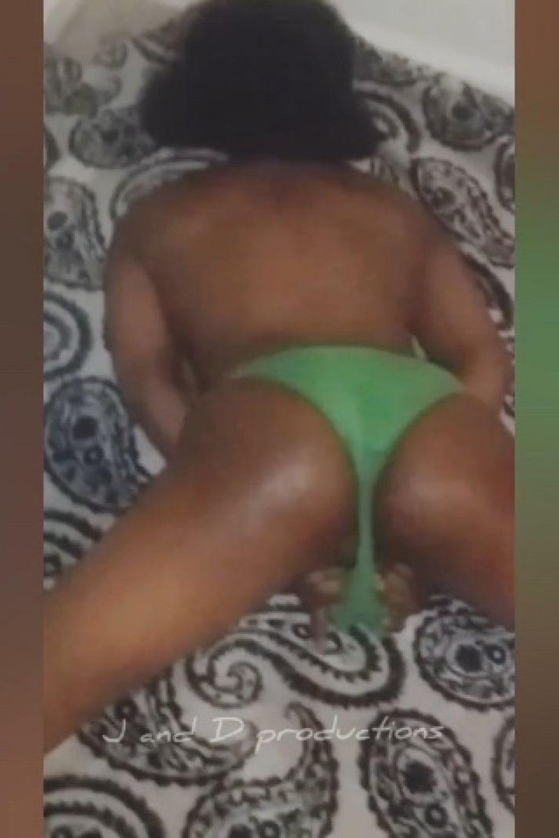 Professional Ass Clapper - Screenshot 1 of 4 - Ass Fetish