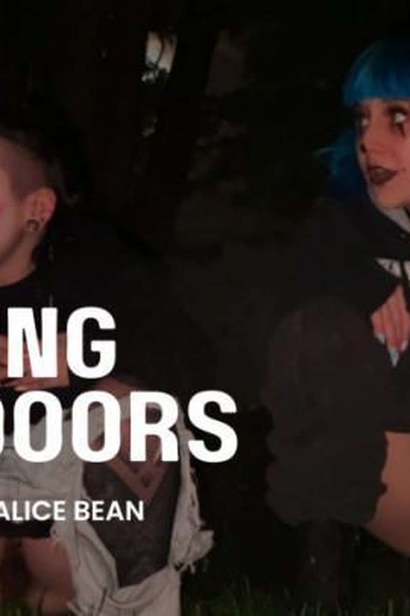 Peeing Outdoors Compilation - Screenshot 1 of 4 - Cosplay