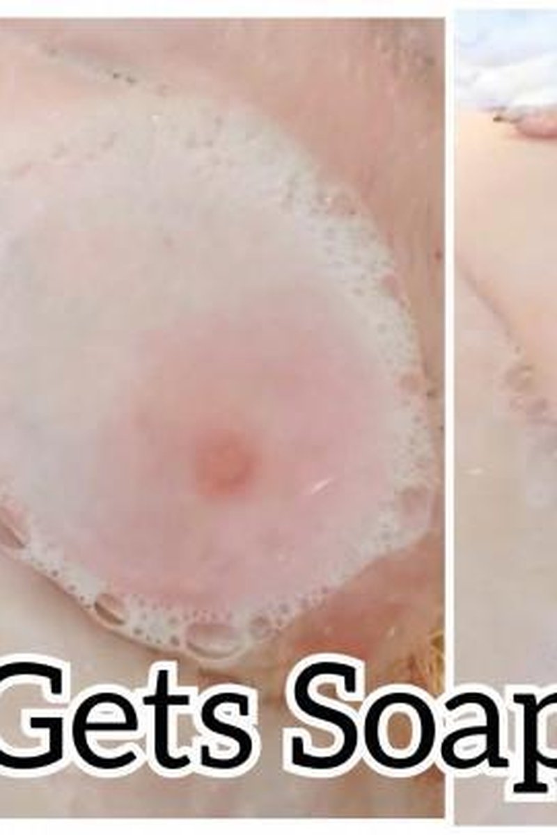 Big Titty Soapy Bouncing - Screenshot 1 of 4 - BBW