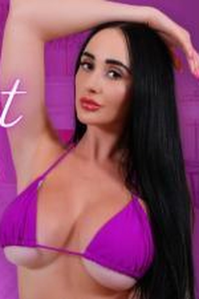 Armpit Worship - Screenshot 1 of 4 - Armpit Fetish